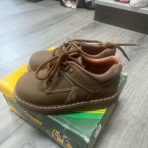 Crayola Brown Boots with Sturdy Sole and Classic Design